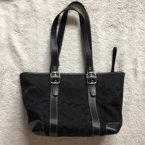 Coach medium shoulder bag